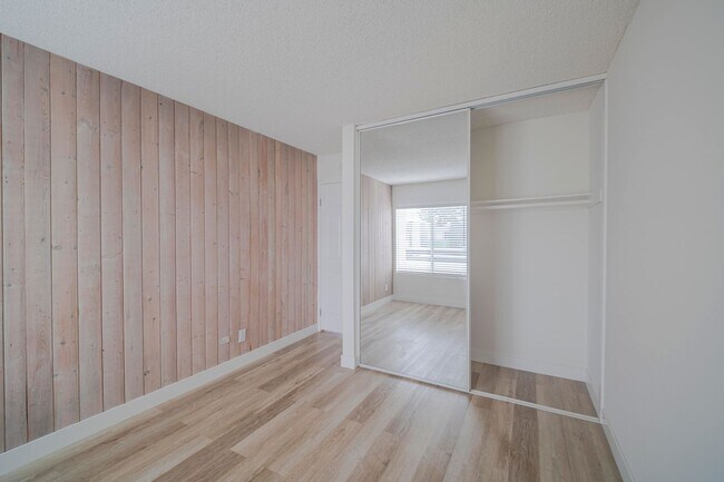 Building Photo - Welcome to Your Updated Home in the Heart of South Coast Metro!