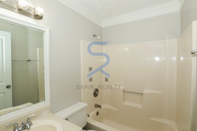 Building Photo - Move in before January 31st and choose your reward: a $250 Amazon Gift Card or a 55 Smart TV!