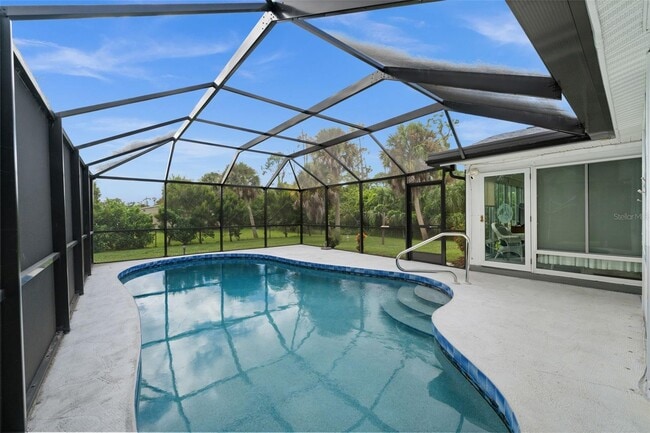 Building Photo - 11885 Van Loon Ave