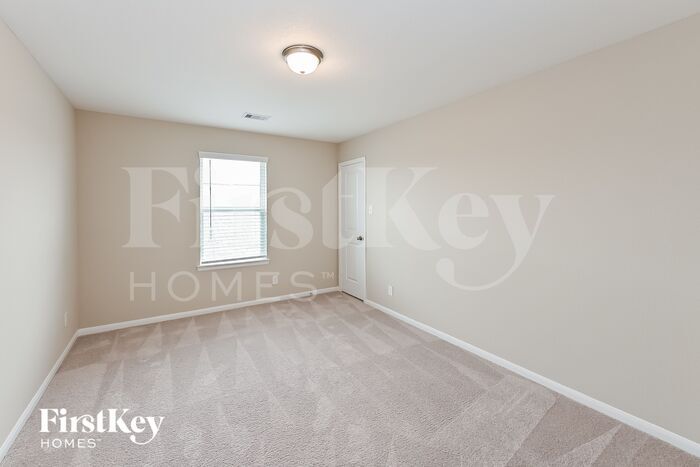 Building Photo - 4718 Painted Bunting Ln