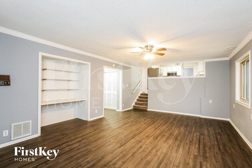 Building Photo - 7843 Stafford Ln