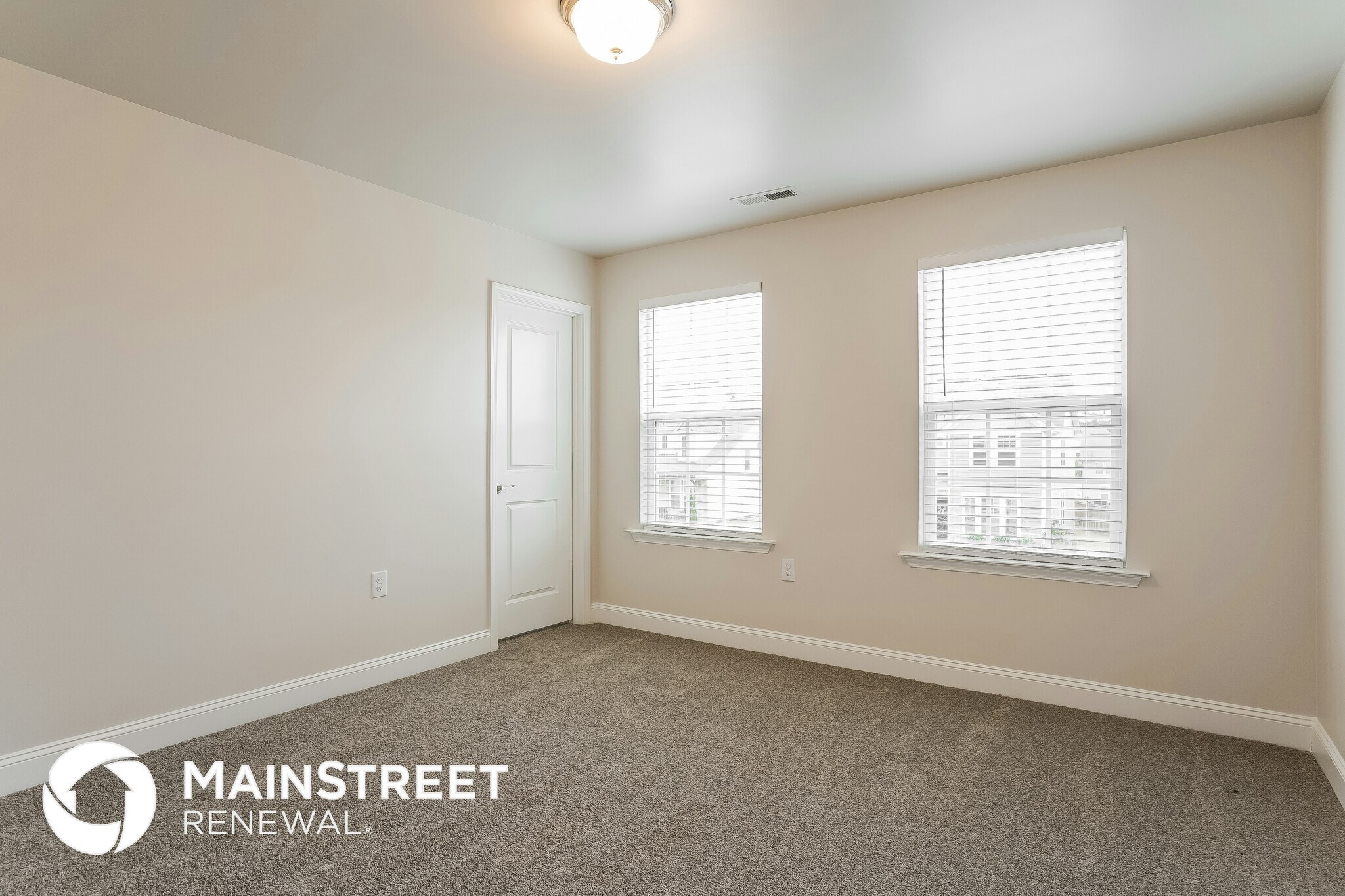 Building Photo - 60 Silent Brk Trl