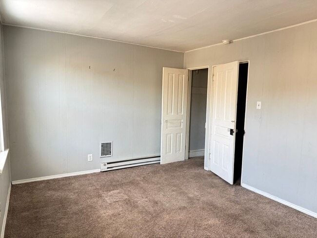 Building Photo - 218 E Liberty St