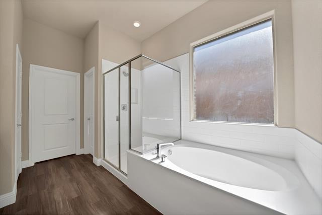 Building Photo - 2003 Oleander St