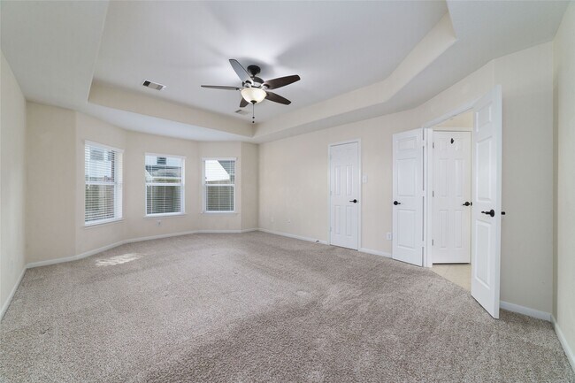 Building Photo - 14011 Pawnee Trails Dr