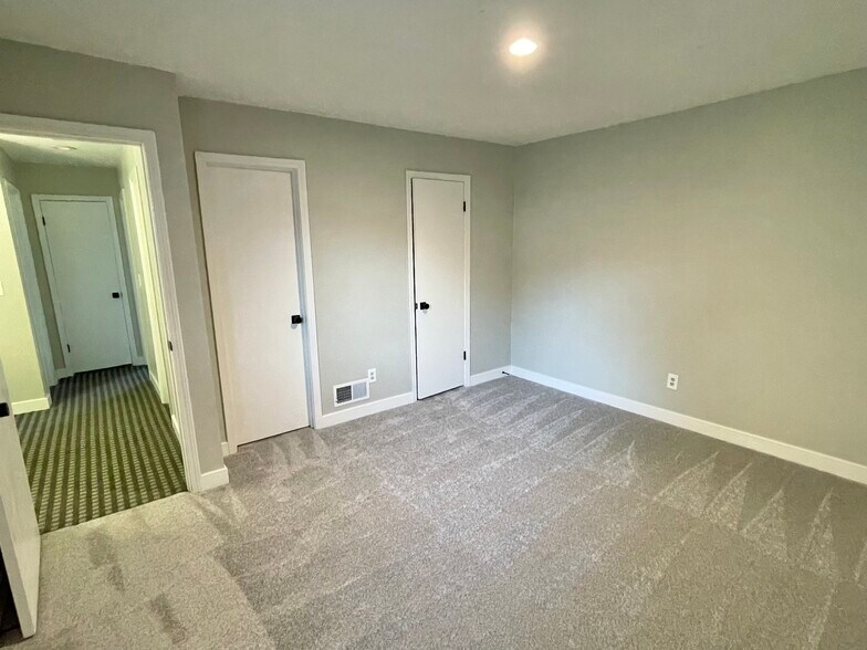 Building Photo - 13907 Falkirk Cir