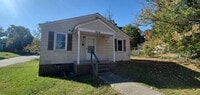 Building Photo - 2 Bedroom Duplex