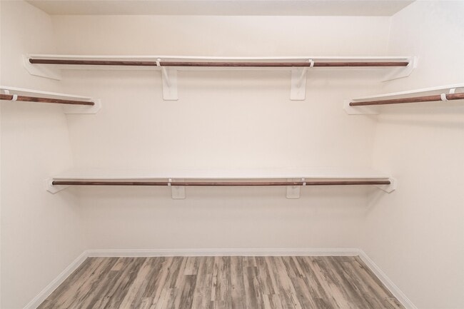 Building Photo - 5511 Long Arbor Ln