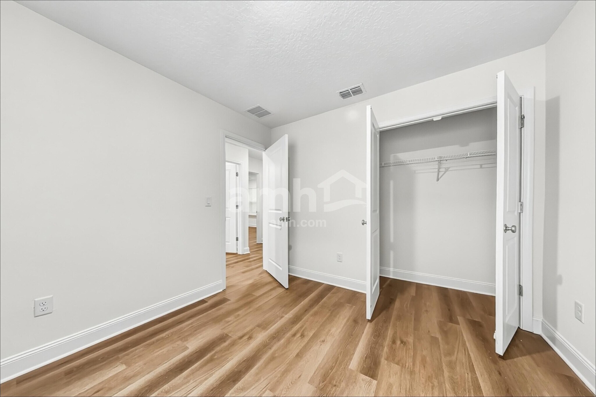 Building Photo - 3016 Crawfords Cove Cir