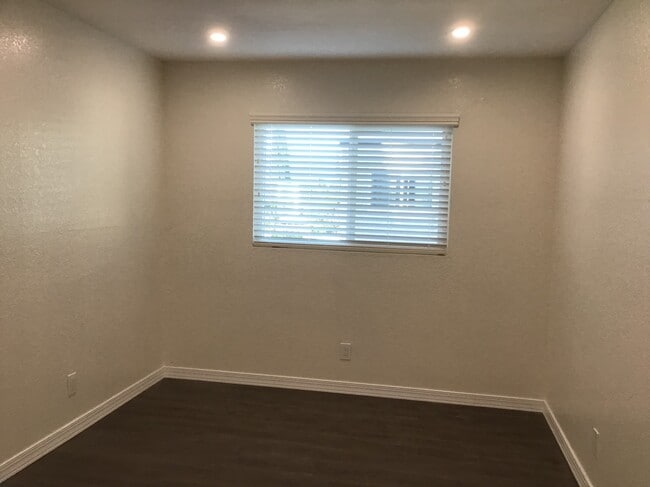 3rd BD - 3347 Puente Ave