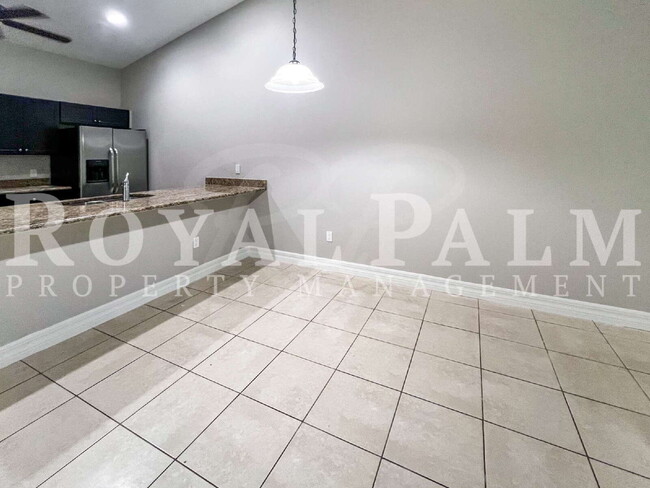 Building Photo - Cozy Up Long-Term & Leaf It All Behind – 3BR/2BA Duplex + Garage & The Favorite Perk: Screened. L...