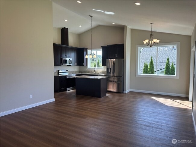 Building Photo - 3155 Sanderling Dr