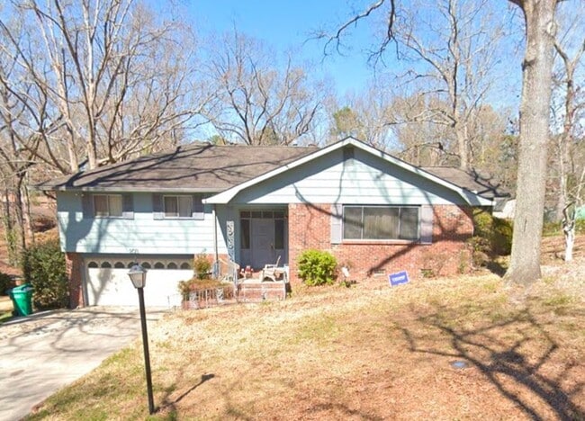 Building Photo - 203 Lumpkin Dr