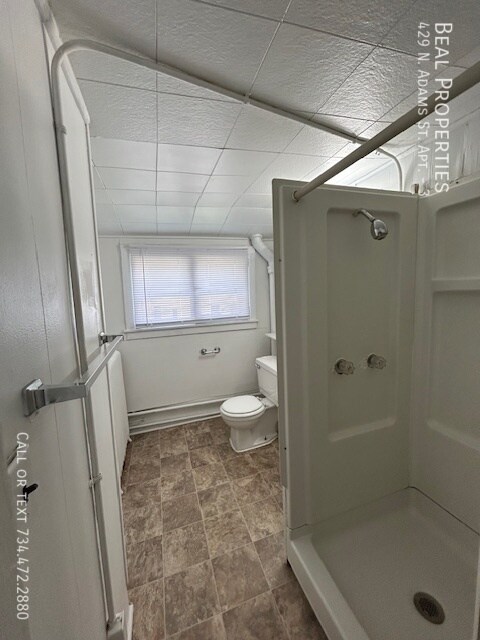 Building Photo - 429 N Adams St