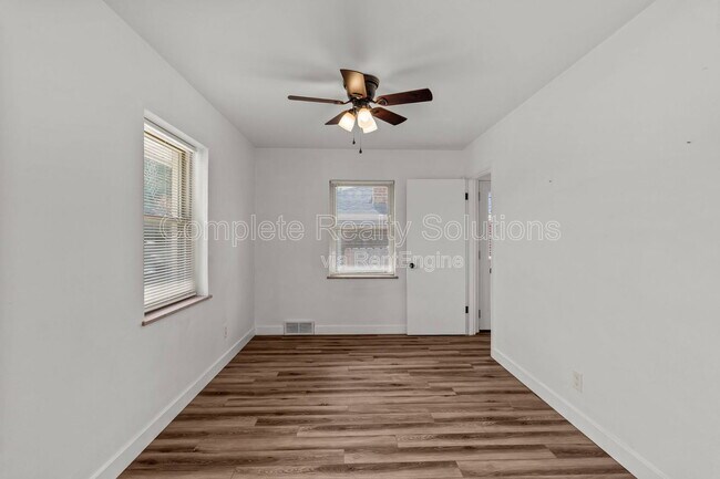 Building Photo - 5655 Potomac St