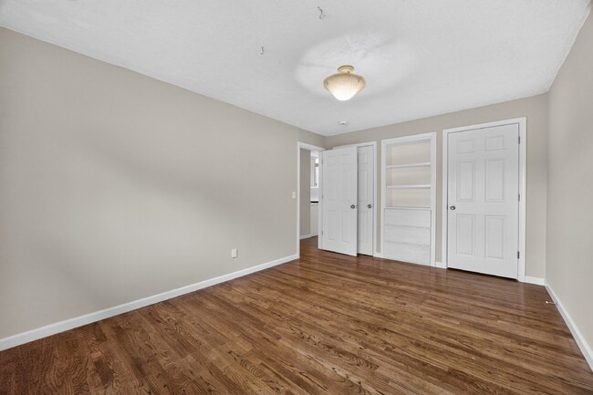 Building Photo - 9928 S 200th St