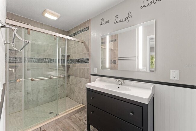 Building Photo - 6021 Windhover Dr