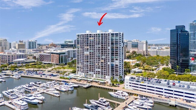 Building Photo - 400 N Flagler Dr