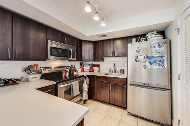 Building Photo - Spacious 2BR with Private Deck & Stunning Views – Available July 1!