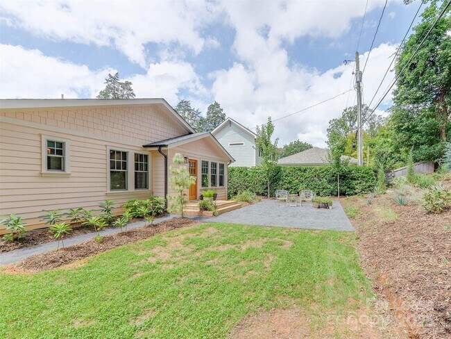 Building Photo - 508 Seldon Dr