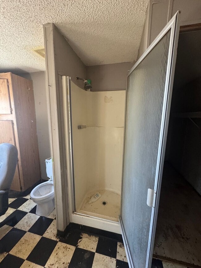 Building Photo - 3 BR 2 Bath 1,680 sq ft doublewide mobile ...