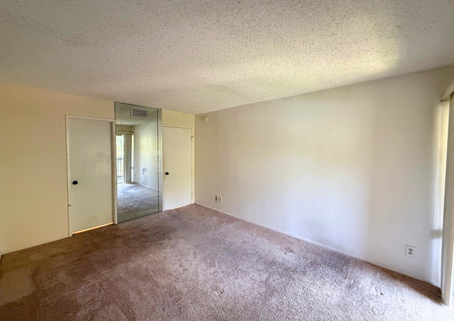 Building Photo - 6416 Friars Rd