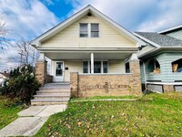Building Photo - 3542 W 119th St