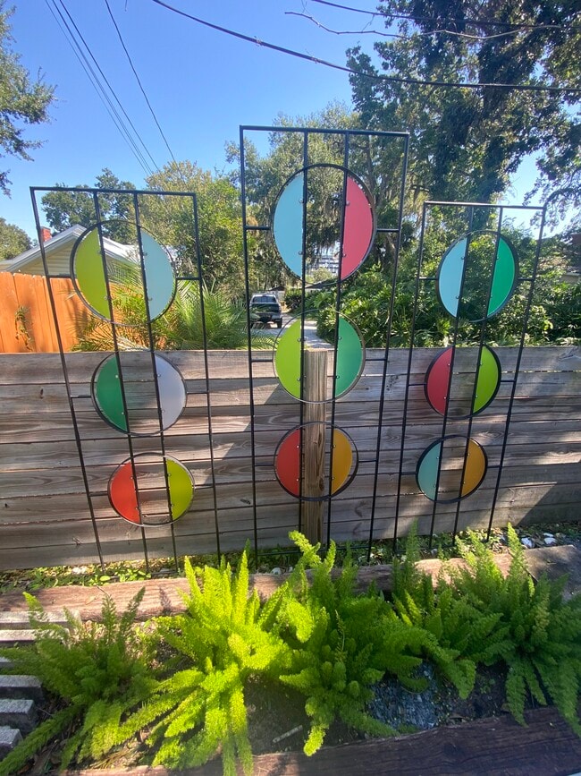 Modern MidCentury Sculptures - 2506 Formosa Ave