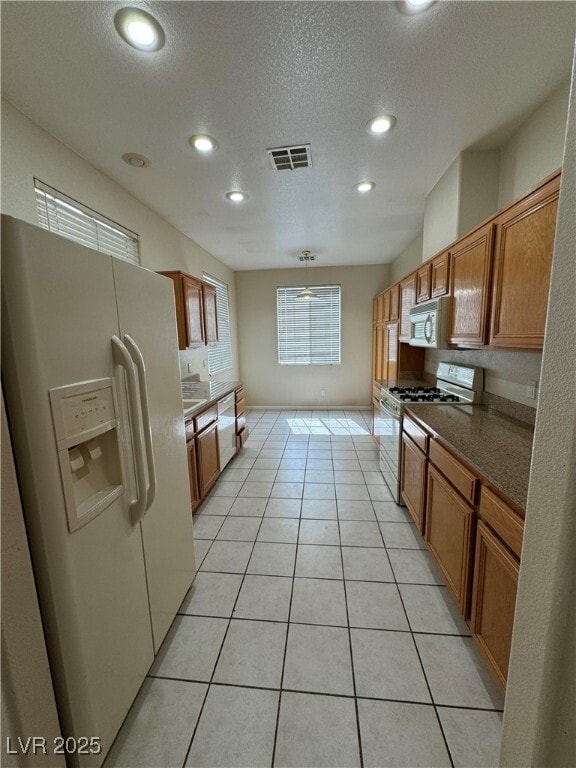 Building Photo - 1392 Baja Grande Ave