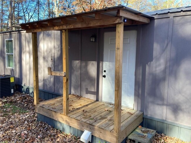 Building Photo - 34 Souther Trail