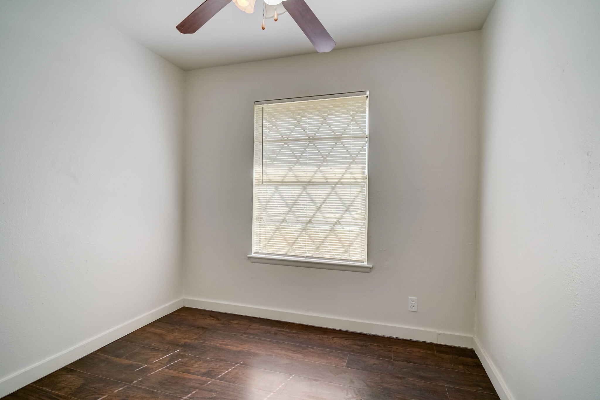 Bedroom - 4815 Castle