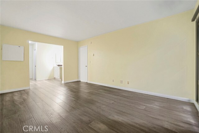 Building Photo - 8650 Gulana Ave
