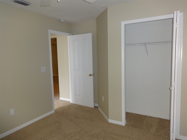 Building Photo - 1750 Kirtley Dr