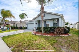 Building Photo - 1469 Shorewood Dr
