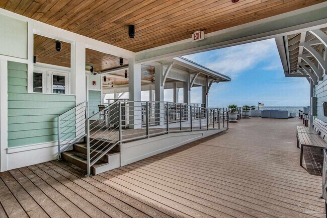 Building Photo - 612 Lost Key Dr