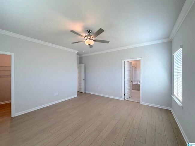 Building Photo - 237 Granby Ln
