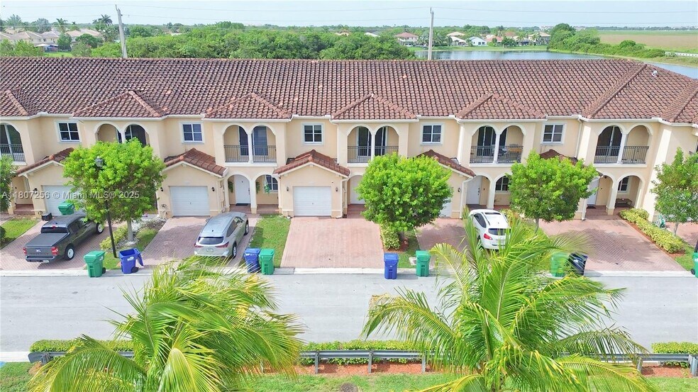 Building Photo - 16562 SW 71st Ter