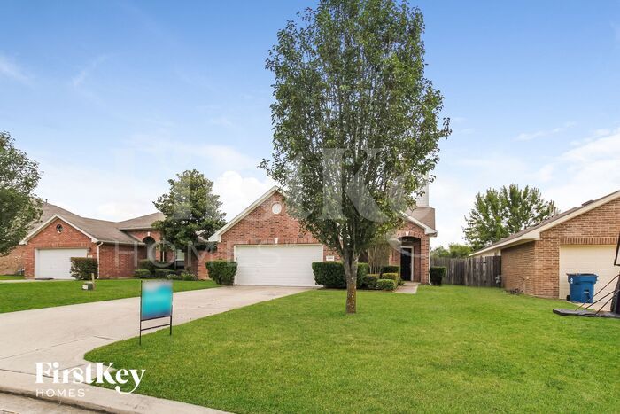 Building Photo - 18490 Sunrise Pines Dr