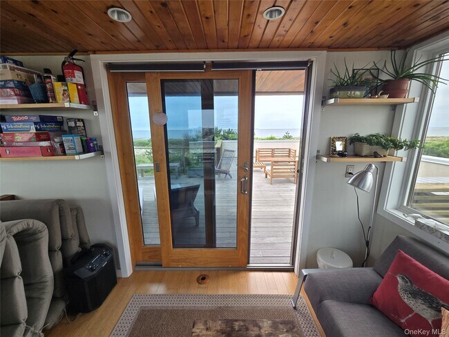 Building Photo - 100 Nantwick St