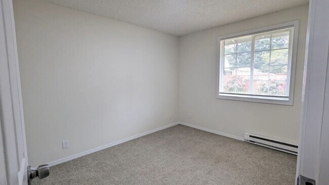 Building Photo - 6687 SW 192nd Ave