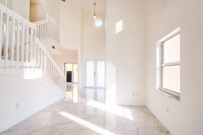 Building Photo - 15428 SW 50th Terrace