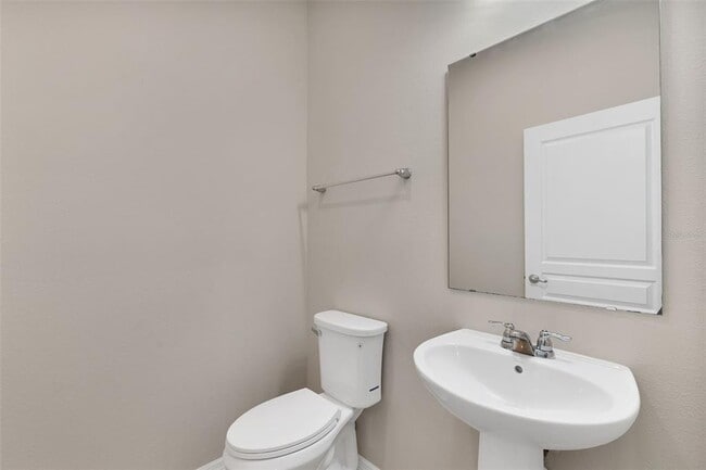 Building Photo - 12143 Sumter Dr