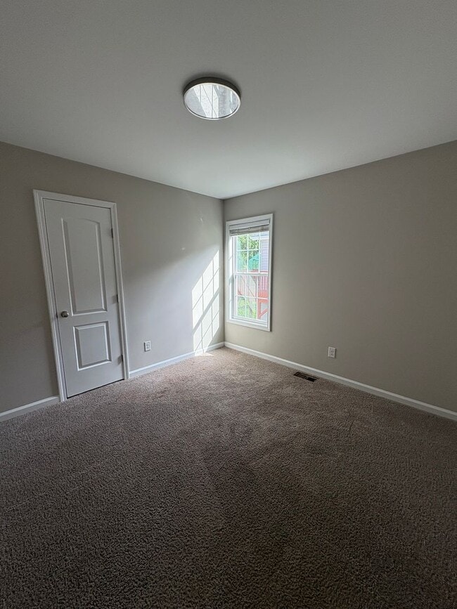 Building Photo - Cute Ranch Home located in Cabarrus County