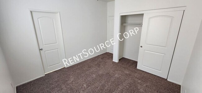 Building Photo - 3215 Tumbleweed Ave