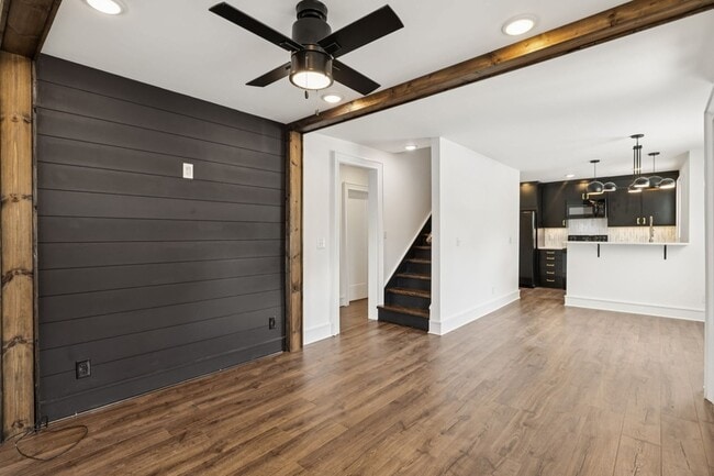Building Photo - 1615 Cahal Ave