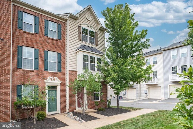 Building Photo - 14158 Cannondale Way