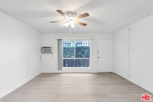 Building Photo - 2332 S Beverly Glen Blvd