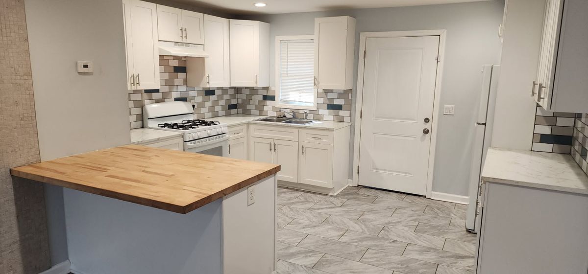 Building Photo - 2975 Jones St