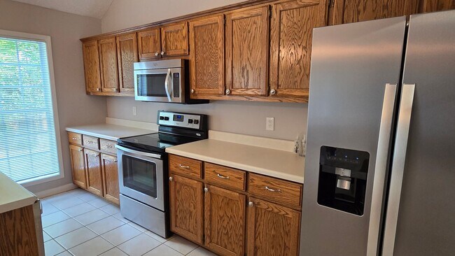 Building Photo - Laurel Creek Subdivision
