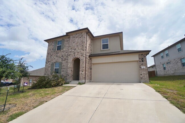 Building Photo - 115 Bethpage Dr